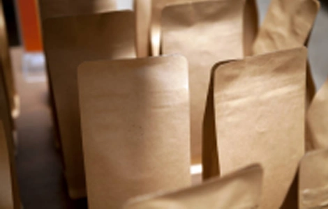 Are Kraft paper coffee bags with a flat bottom the best choice for roasters?